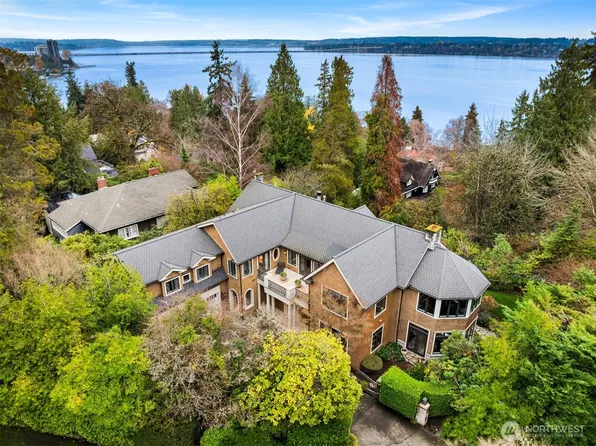 3814 E John Street, Seattle, WA 98112