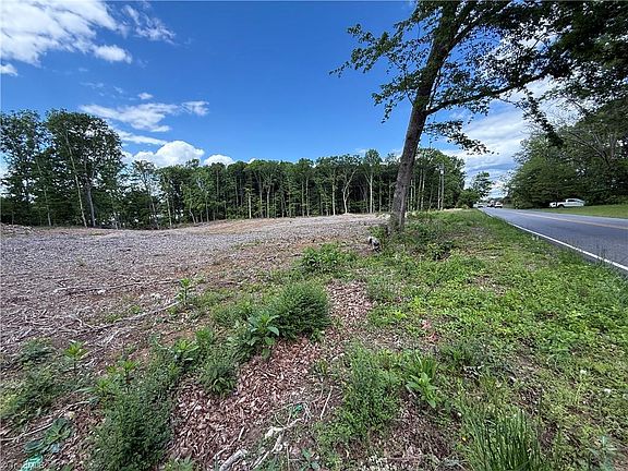 2nd image of 361AC Kirby Rd