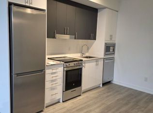 5105 Hurontario St #414, Mississauga, ON L4Z 0C9