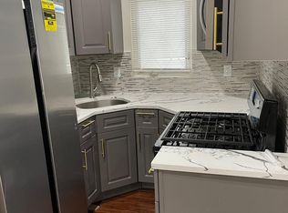 14340 257th St, Rosedale, NY 11422