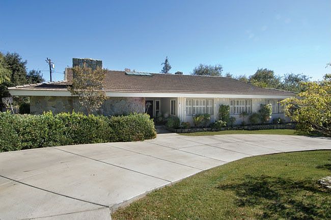 1st image of 1436 Orlando Dr