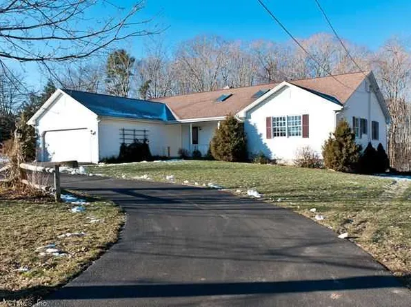 143 Maple Shade Rd, Middletown, CT 06457
