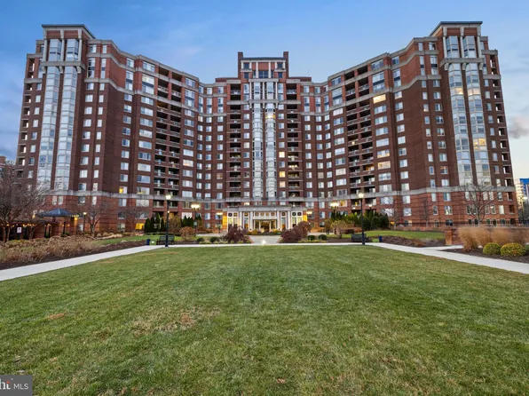 5809 Nicholson Ln APT 307, Rockville, MD 20852