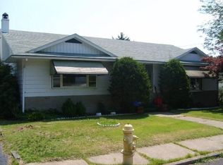 56 Elm St, Old Forge, PA 18518