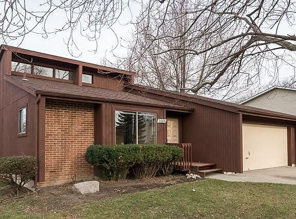 2nd image of 2666 Eastlawn Ave