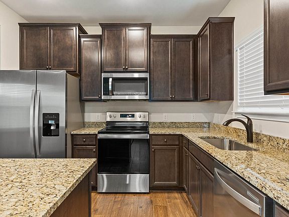 2nd image of 591 Fredericksburg Dr Lot 185
