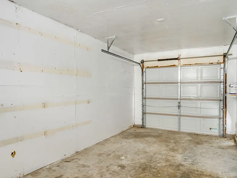 9681 Lake Natoma Dr — Photo 24