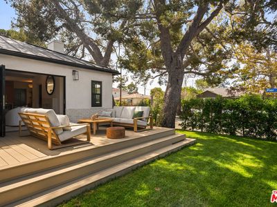 3002 18th St, Santa Monica, CA, 90405