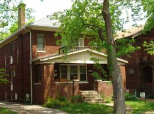 7009A Amherst Ave, University City, MO