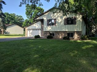 10371 Boundary Creek Ter, Osseo, MN 55369