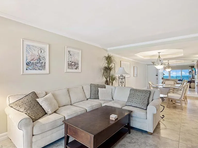3443 Gulf Shore Blvd N #808 — Photo 10