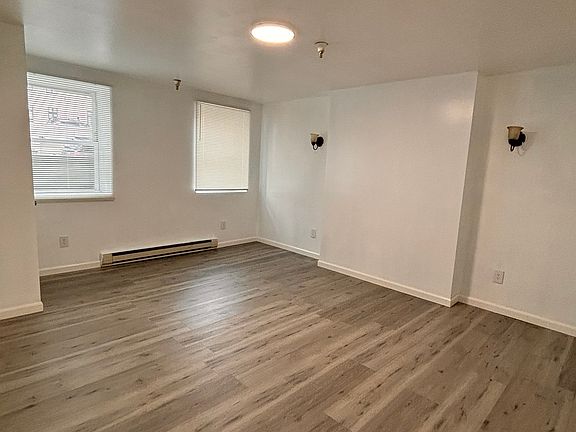 4th image of 6 Pine St #11254004