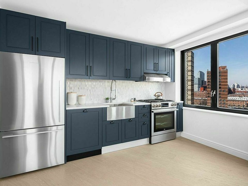 1st image of 475 Clermont Ave #643