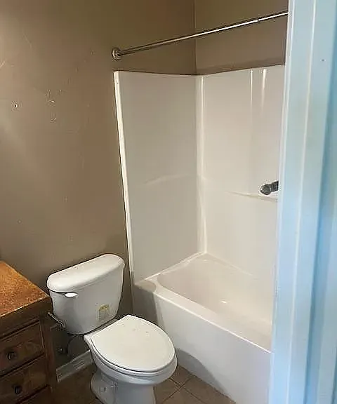 570 Dublin Ave — Photo 10