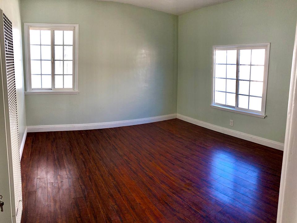 Large master bedroom with brand new molding and attached walk in closet