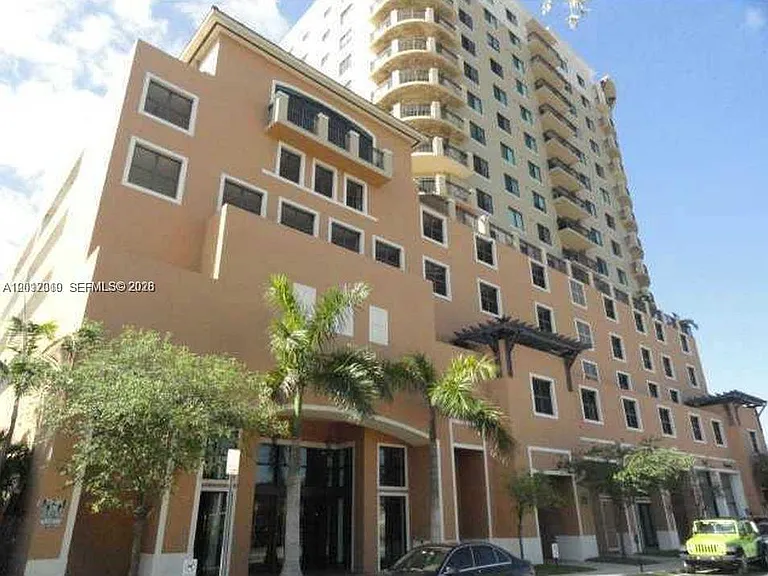 4242 NW 2nd St #901 — Photo 3