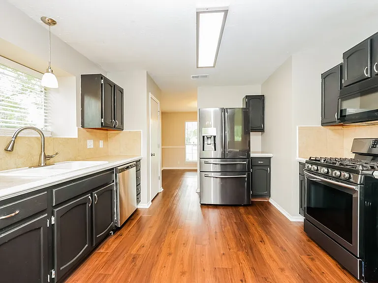 114 Tedder Blvd — Photo 10