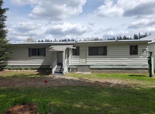 26310 N River Estates Dr, Chattaroy, WA 99003