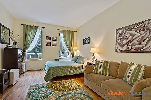 Rented by Modern Spaces | media 8