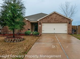 116 Dodge City Ct, Newark, TX 76071
