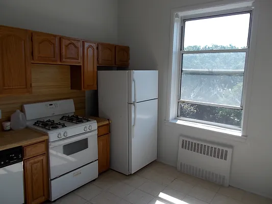 Rented by Farran & Associates | media 30