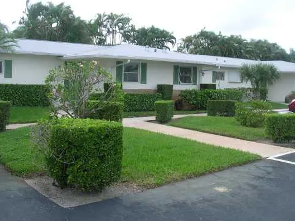 2845 Crosley Dr E, West Palm Beach, FL 33415