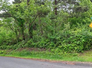1020 SW 17th St, Lincoln City, OR 97367