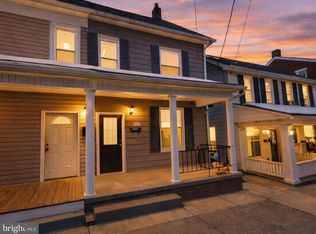 327 1st Ave, Red Lion, PA 17356