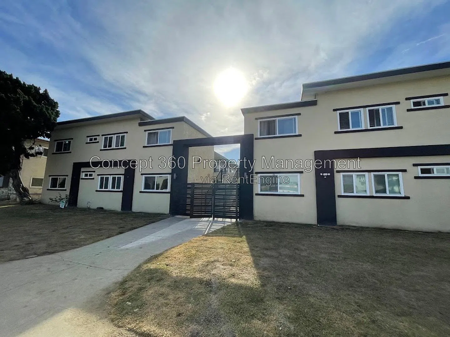 2 bed, 2.0 bath, 700 sqft, $2,295 — Photo 1