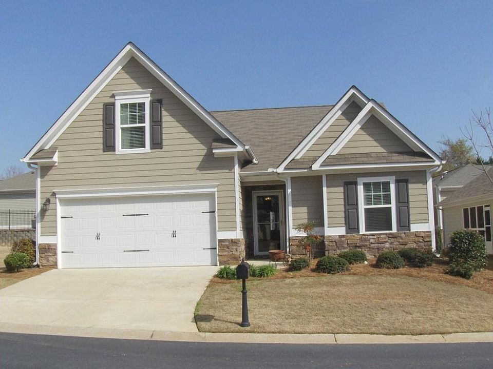 1st image of 141 Abbey Cir