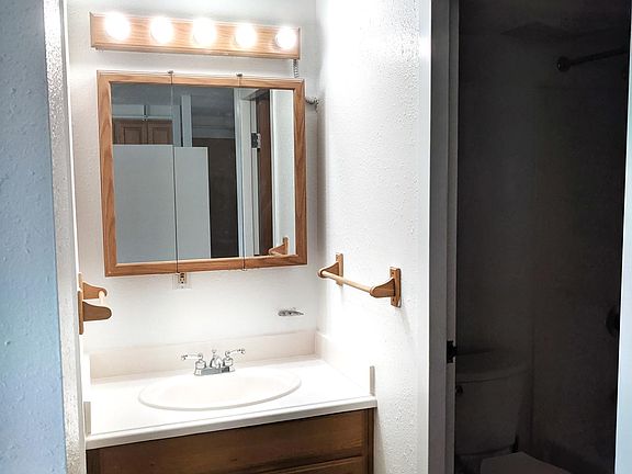 2nd image of 2334 Monroe Blvd #809
