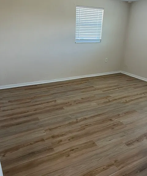 3615 Brompton Dr — Photo 6