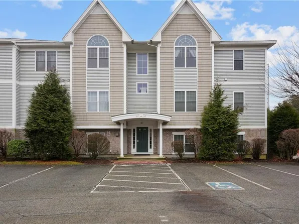 200 Roger Williams Ave Unit 112, Rumford, RI 02916