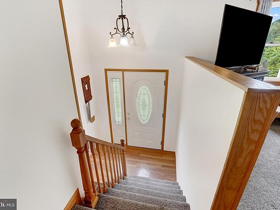 5th image of 836 Elham Dr