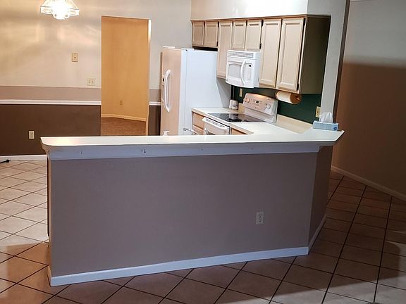 Open kitchen