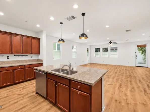 17326 W Parque Vanowen Way, Van Nuys, CA 91406