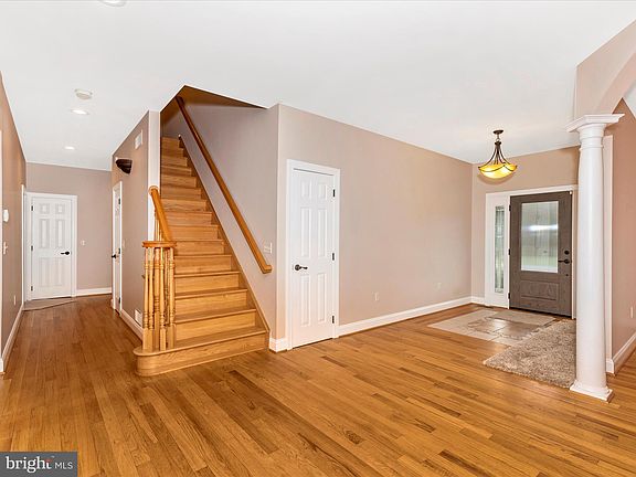 5th image of 11113 Whitney Ln