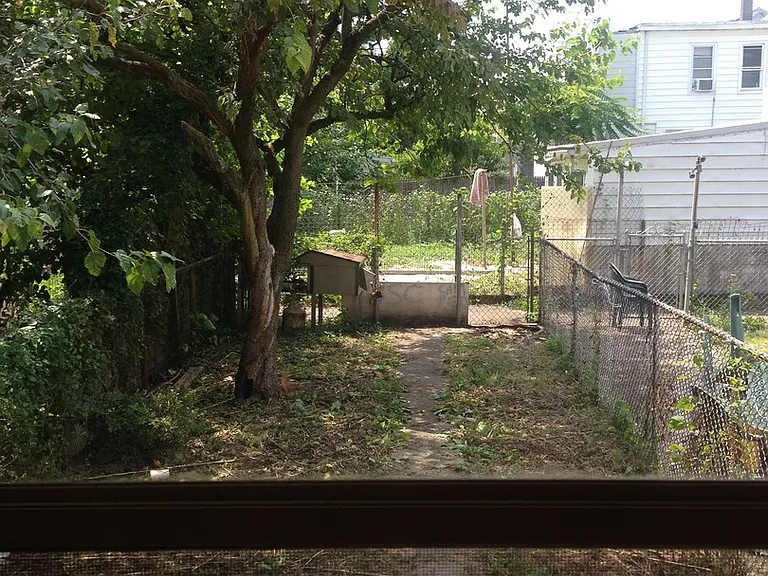 181 Anderson St — Photo 18