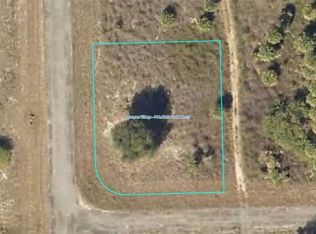 200 Alan Shepard Ter #E, Labelle, FL 33935