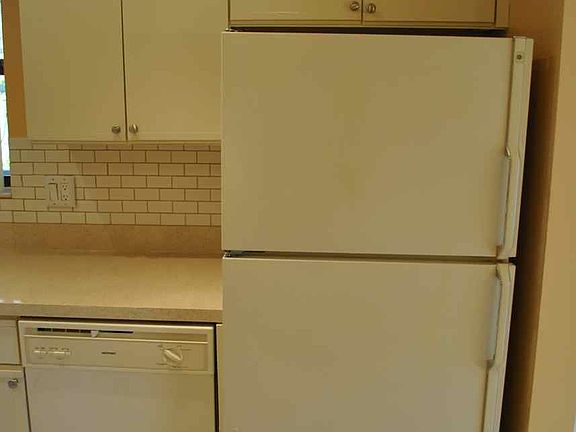 3rd image of 3123 Cocoplum Cir #33106