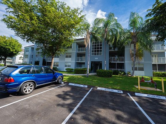 5th image of 8580 SW 212th St APT 306