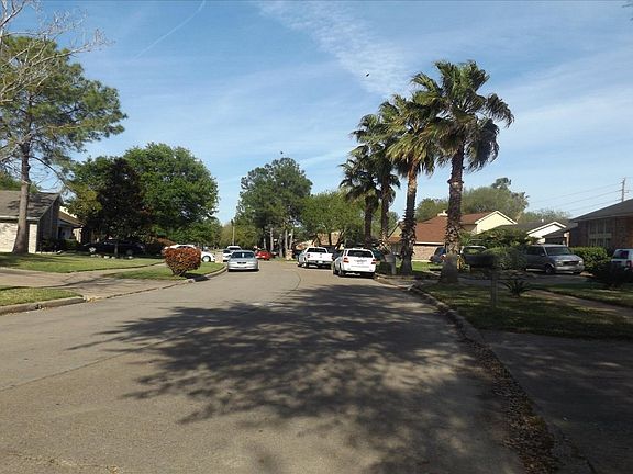 4th image of 6731 Inwood West Dr