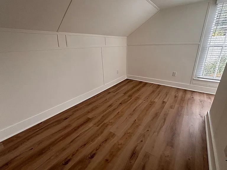 30 Sanford St — Photo 20