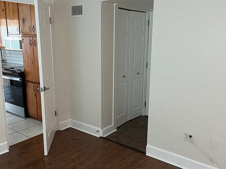 5129 Emerson Ave S — Photo 18
