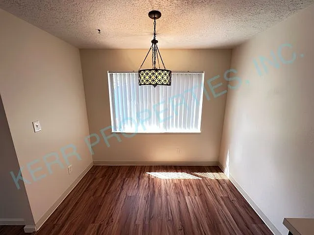 6498 Lowry Dr #5 — Photo 7