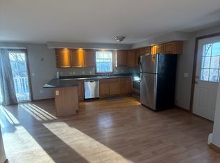 20 Molly Ln, Bangor, ME 04401