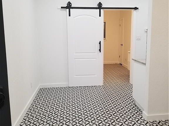 5th image of 2605 Enfield Rd APT 109