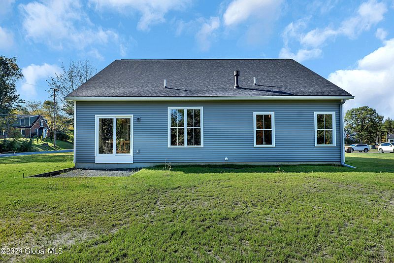 4th image of 124 Schuurman Road