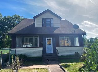 49 Gilbert Ave, Bloomfield, CT 06002