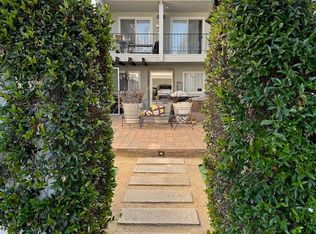 287 16th Pl #8, Costa Mesa, CA 92627